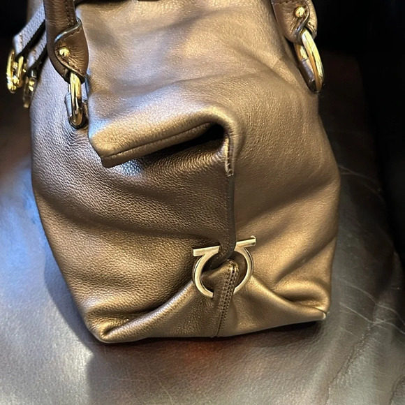 Gorgeous Rare Salvatore Ferragamo Bronze Metallic Leather Satchel NEW w/o Tags - Picture 5 of 12